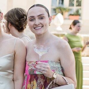 Meet your Posher, Laura